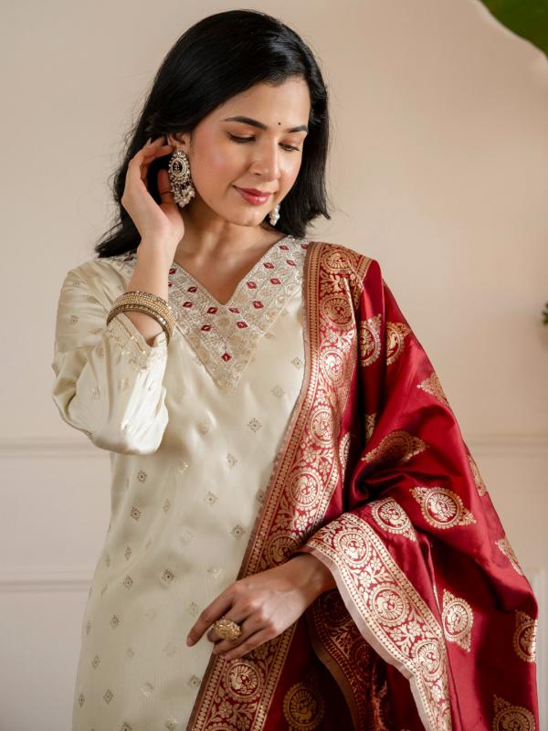 VP 9908 B Women’s Silk Emboidered Straight Kurta Pent Dupatta Sets | 3pcs Ethnic Set